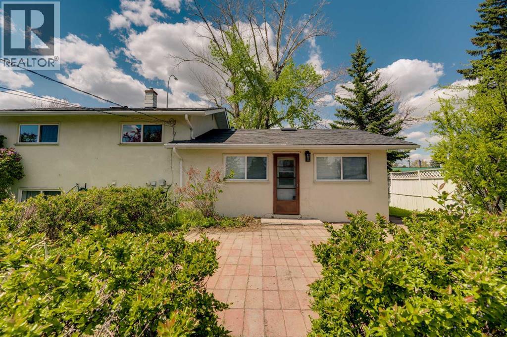 8432 Elbow Drive SW, Calgary, Alberta  T2V 1K8 - Photo 23 - A2333918
