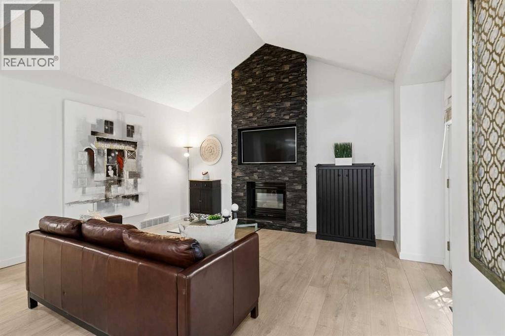 14125 Evergreen Street SW, Calgary, Alberta  T2Y 3A4 - Photo 13 - A2334279