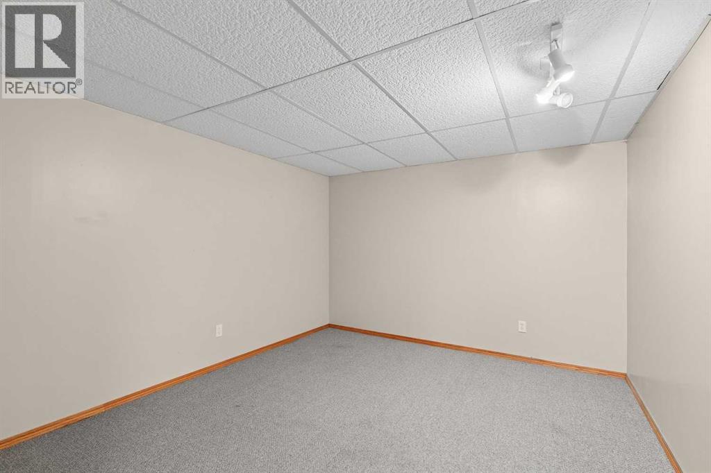 14125 Evergreen Street SW, Calgary, Alberta  T2Y 3A4 - Photo 36 - A2334279
