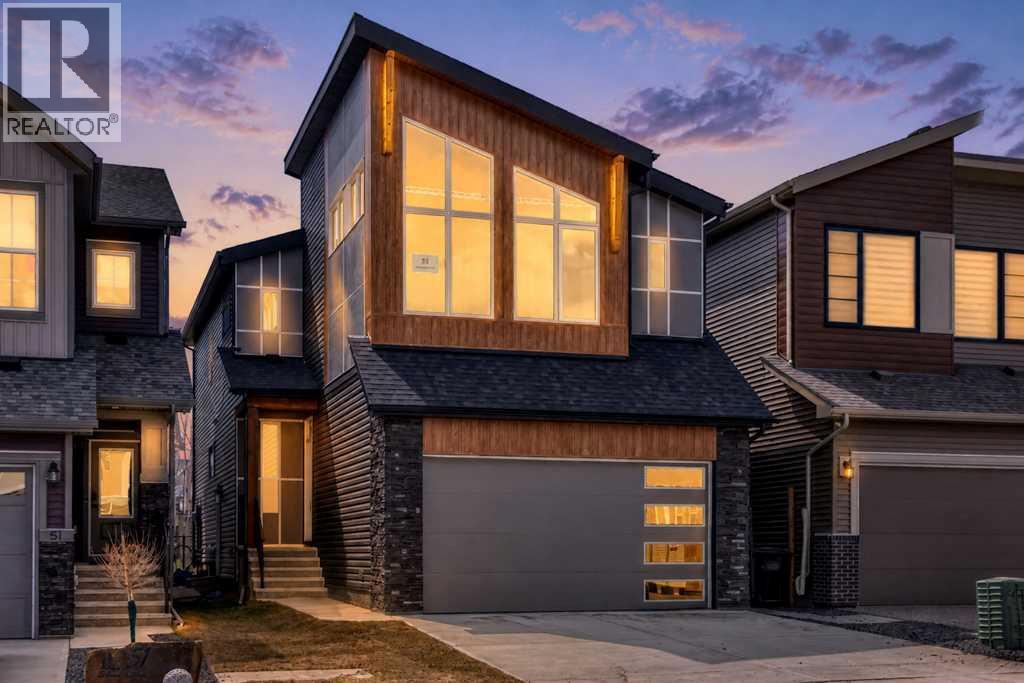 55 Silver Spruce Grove SW, Calgary, Alberta