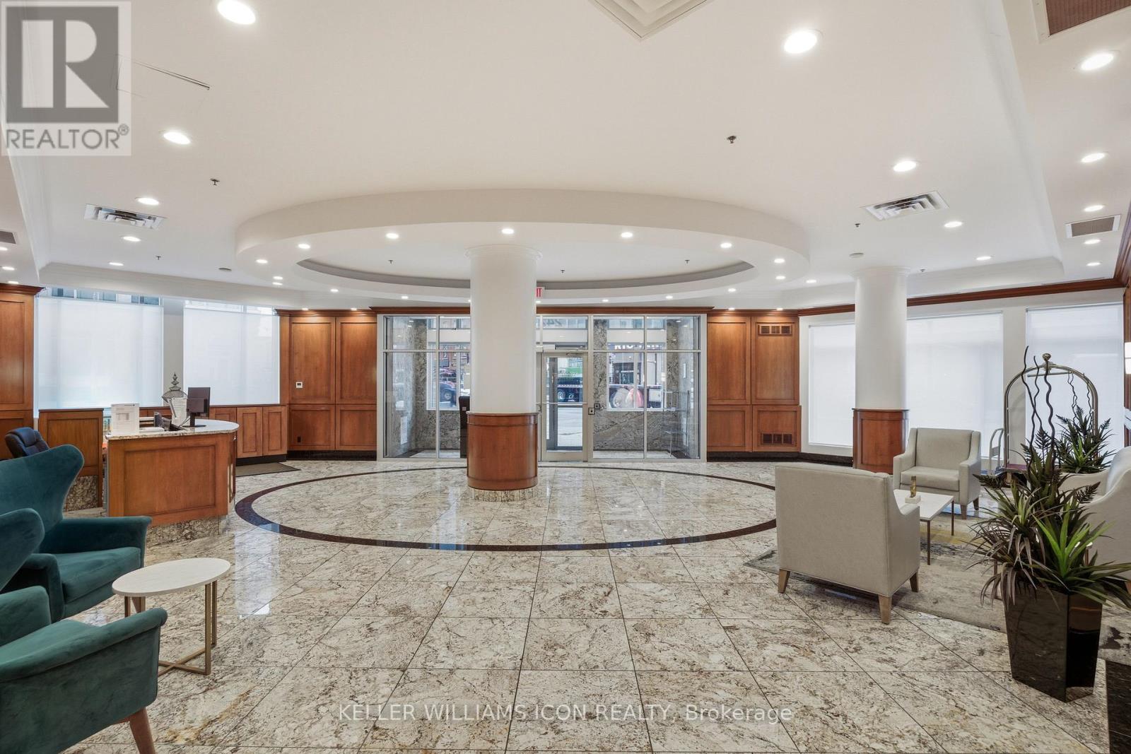 1202 - 242 Rideau Street, Ottawa, Ontario  K1N 0B7 - Photo 2 - X13642904