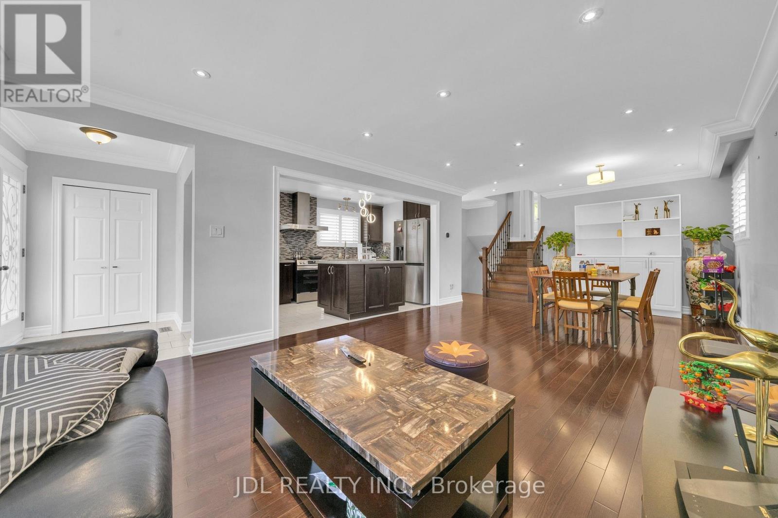 53 Southdale Drive, Markham, Ontario  L3P 1J6 - Photo 1 - N13642886