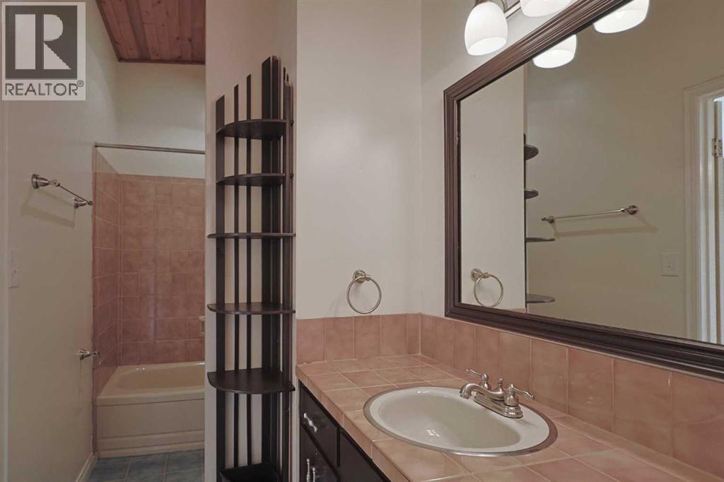 4904 Verulum Place NW, Calgary, Alberta  T3A 0K1 - Photo 22 - A2332437