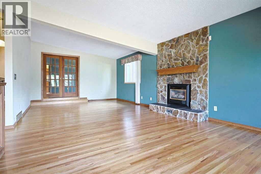 4904 Verulum Place NW, Calgary, Alberta  T3A 0K1 - Photo 8 - A2332437