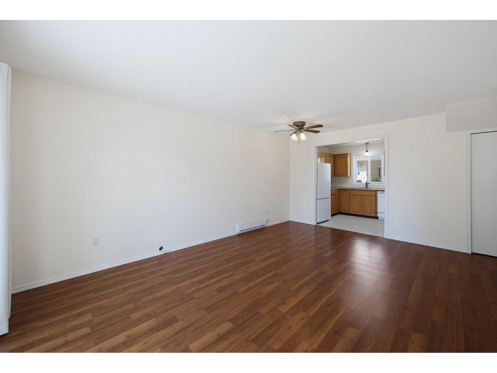 33 7525 Martin Place, Mission, British Columbia  V2V 6N2 - Photo 7 - R3152087