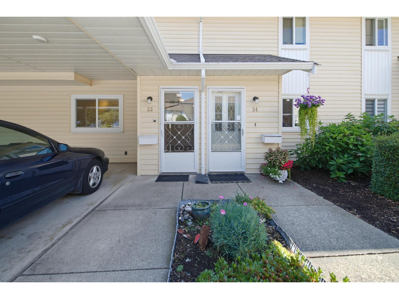 33 7525 Martin Place, Mission, British Columbia  V2V 6N2 - Photo 4 - R3152087