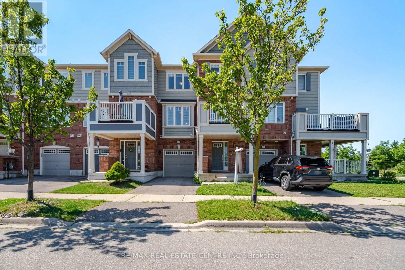 221 Slingsby Landing, Milton, Ontario L9T 8N5 - Photo 3 - W13444942