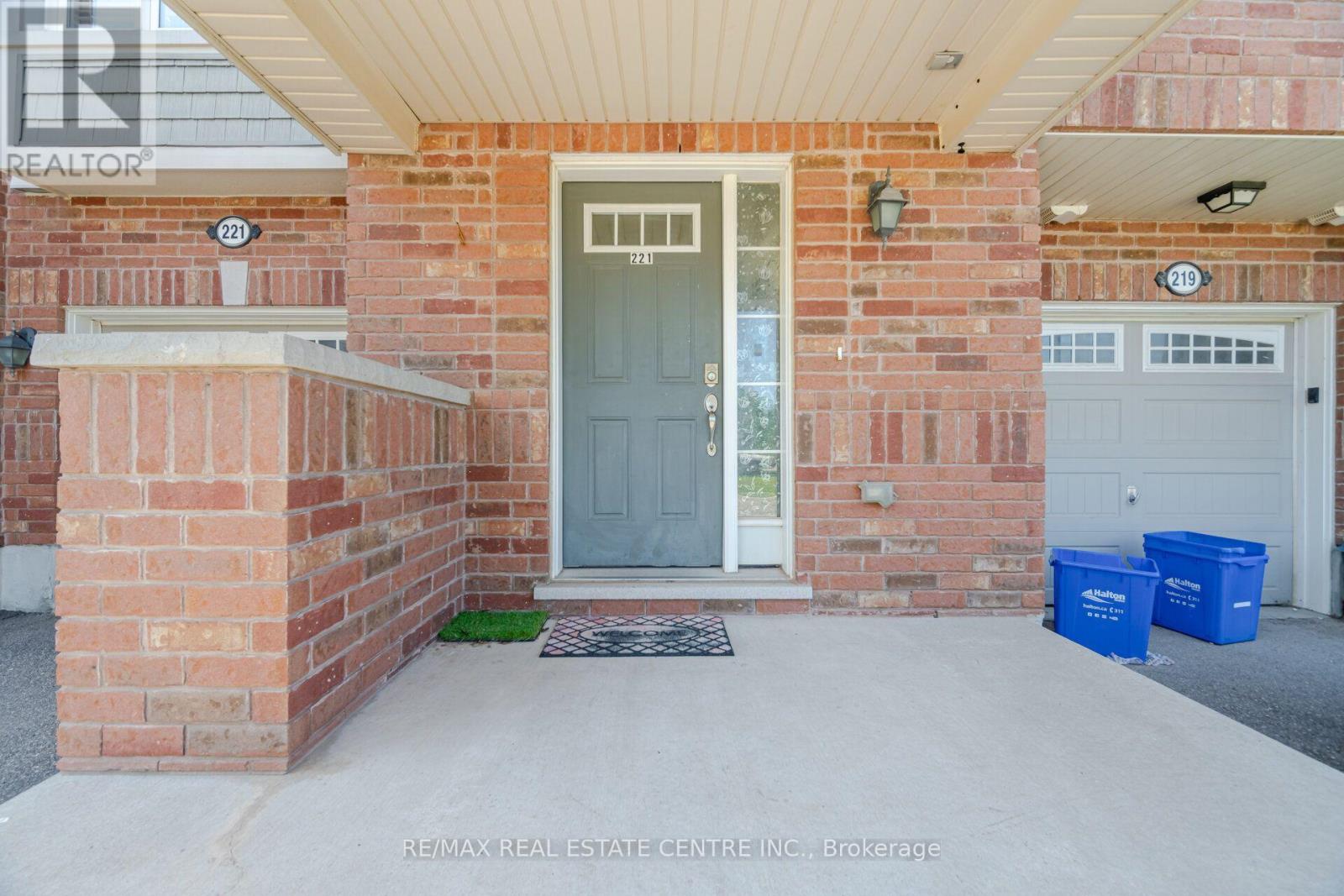 221 Slingsby Landing, Milton, Ontario L9T 8N5 - Photo 5 - W13444942
