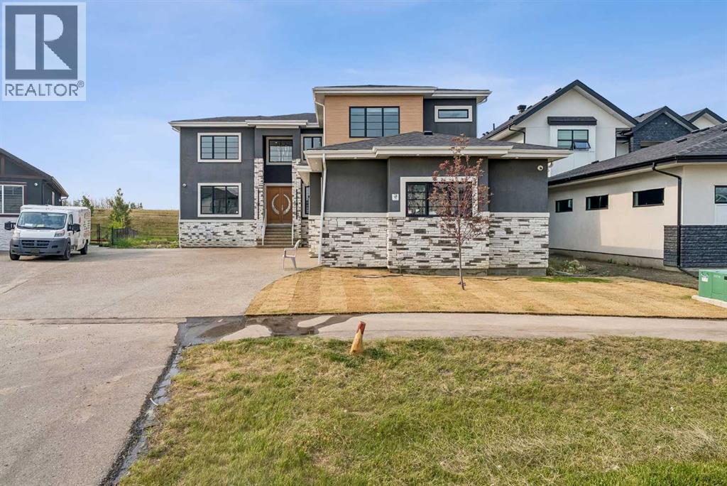 78 Trinity Road, Rural Rocky View County, Alberta  T1Z 0B9 - Photo 2 - A2335120