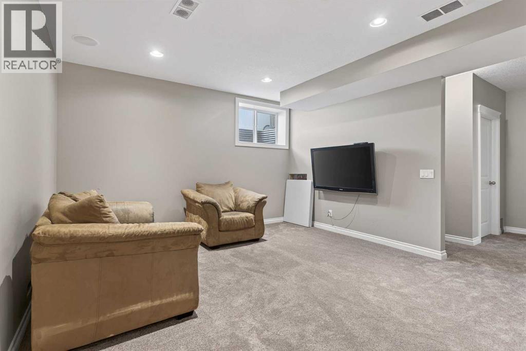 159 Sherwood Crescent NW, Calgary, Alberta  T3R 0G3 - Photo 38 - A2334342