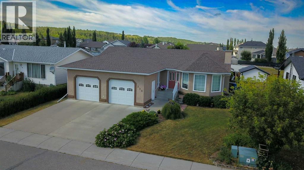 220 10 Avenue NE, Sundre, Alberta  T0M 1X0 - Photo 28 - A2334597