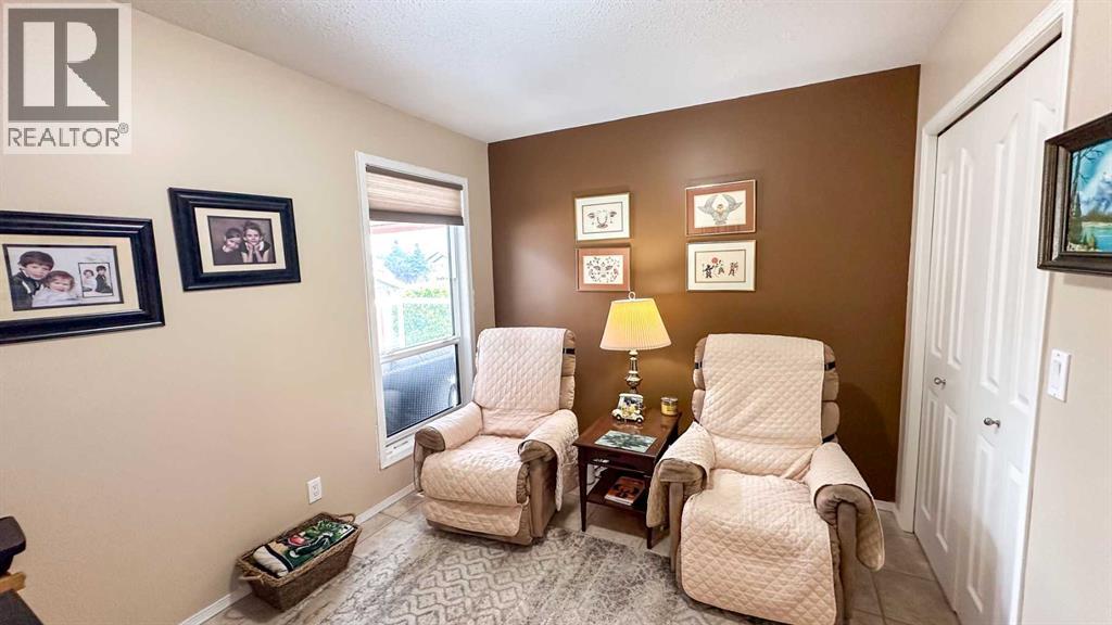 220 10 Avenue NE, Sundre, Alberta  T0M 1X0 - Photo 16 - A2334597