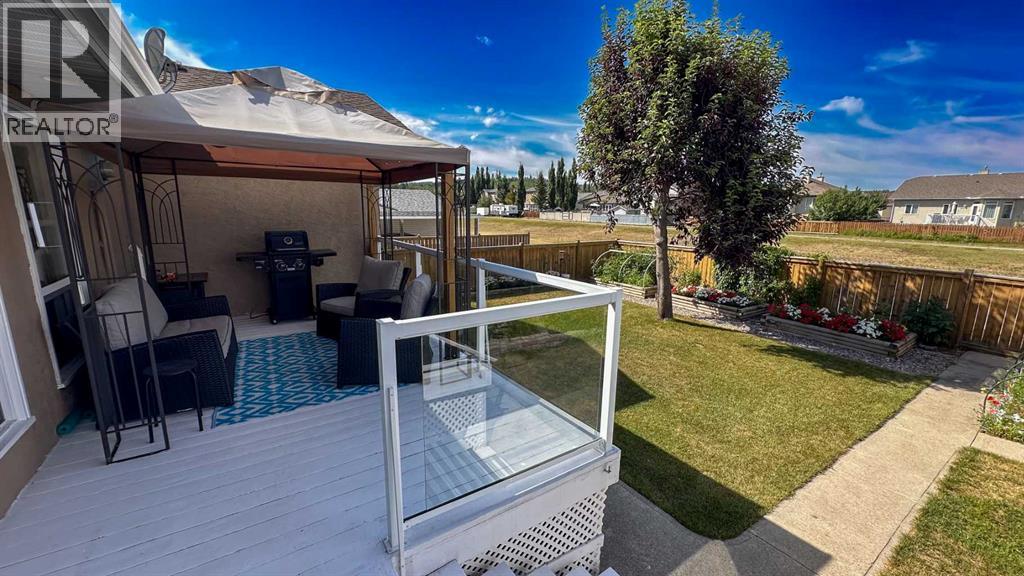 220 10 Avenue NE, Sundre, Alberta  T0M 1X0 - Photo 39 - A2334597