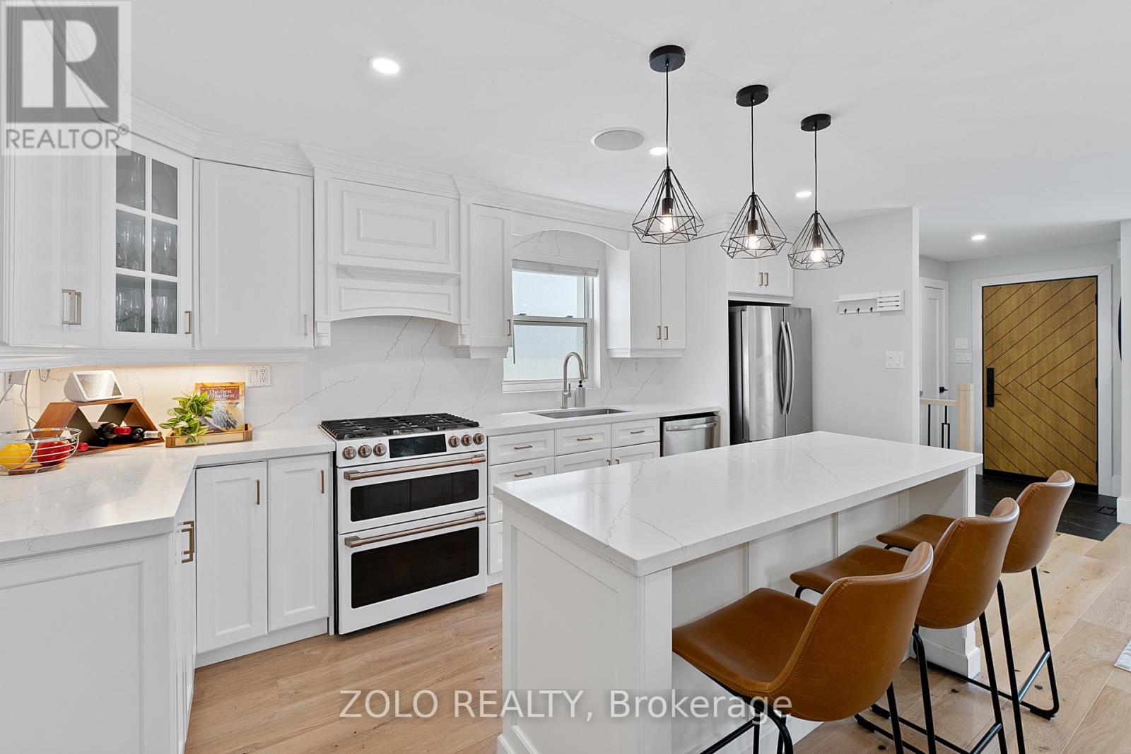 97 Ennerdale Road, Toronto, Ontario  M6E 4C7 - Photo 11 - W13629760