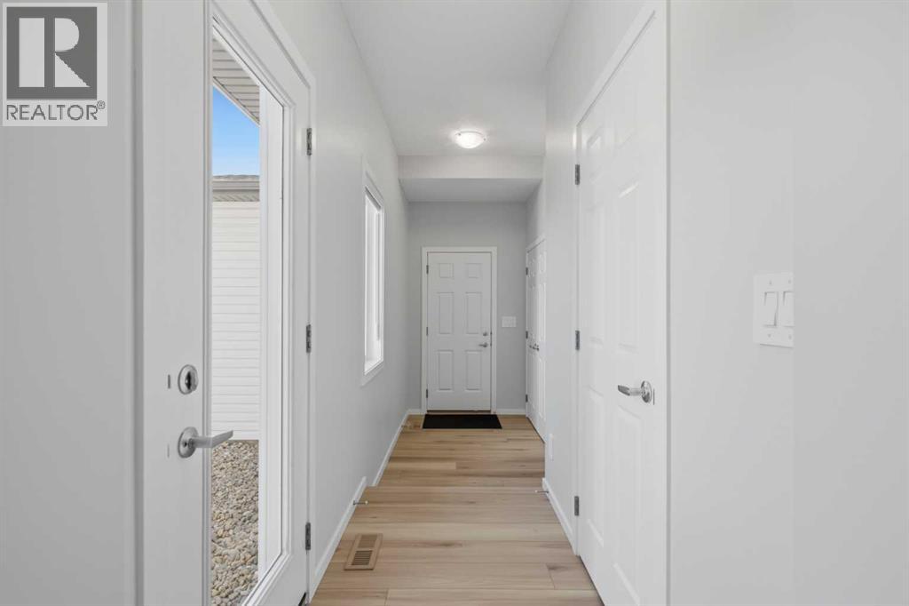199 Carringham Road NW, Calgary, Alberta  T3P 1V4 - Photo 20 - A2334788