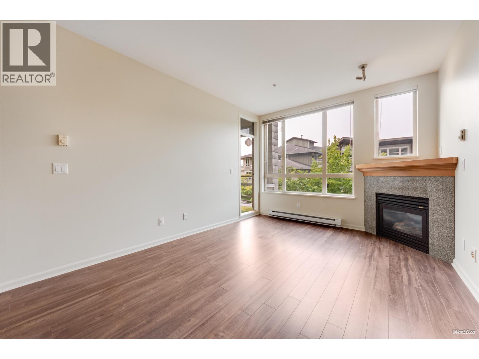 319 580 Raven Woods Drive, North Vancouver, British Columbia V7G 2T2 - Photo 10 - R3147739