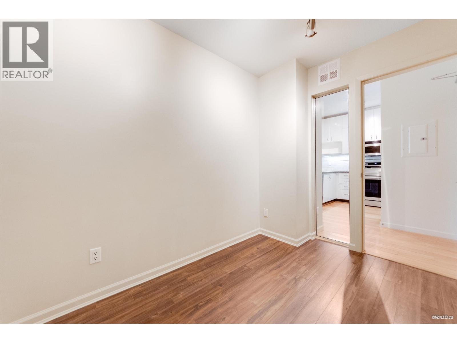 319 580 Raven Woods Drive, North Vancouver, British Columbia V7G 2T2 - Photo 12 - R3147739