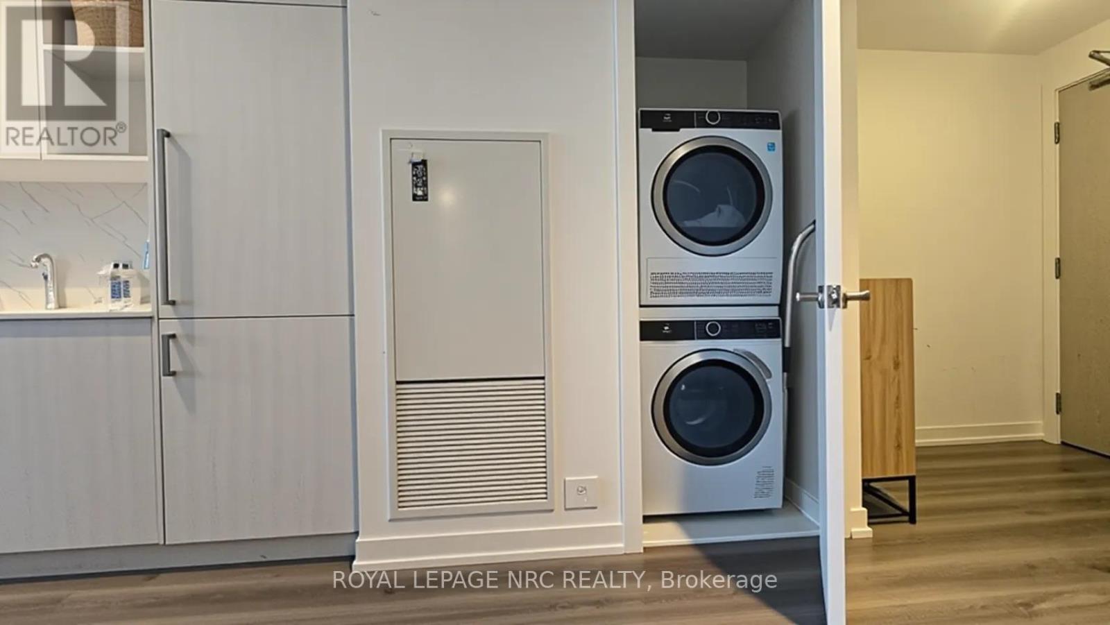 6302 - 138 Downes Street, Toronto, Ontario  M5E 0E4 - Photo 13 - C13642912