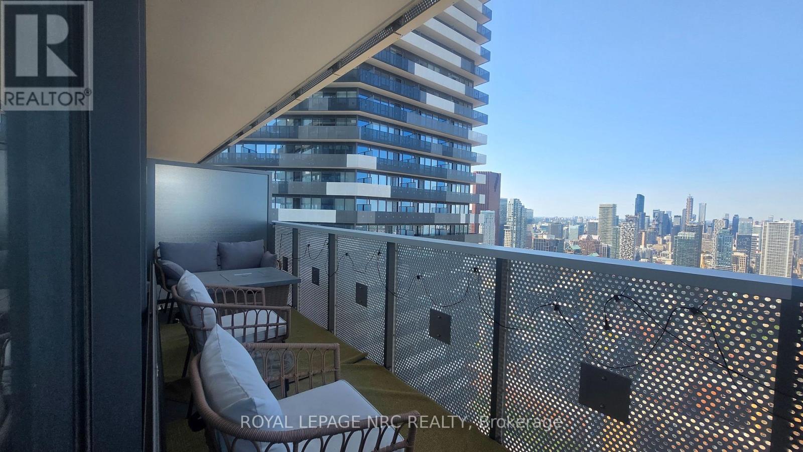 6302 - 138 Downes Street, Toronto, Ontario  M5E 0E4 - Photo 23 - C13642912