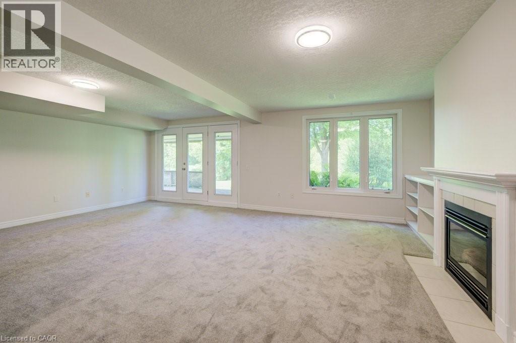 670 Salzburg Drive, Waterloo, Ontario  N2V 2N8 - Photo 28 - 40841876