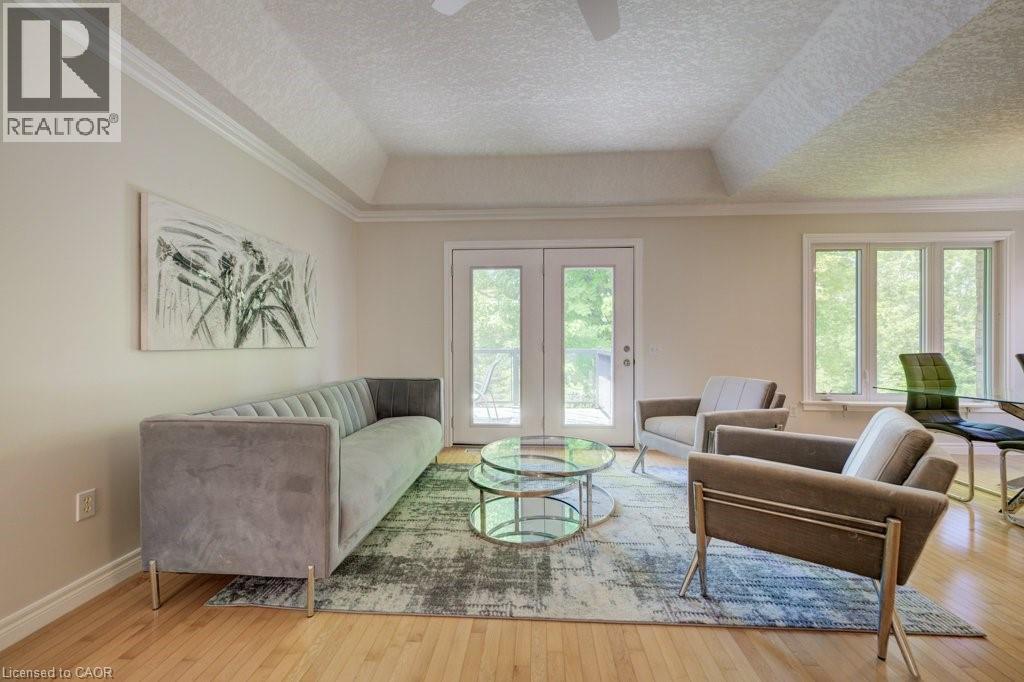 670 Salzburg Drive, Waterloo, Ontario  N2V 2N8 - Photo 10 - 40841876