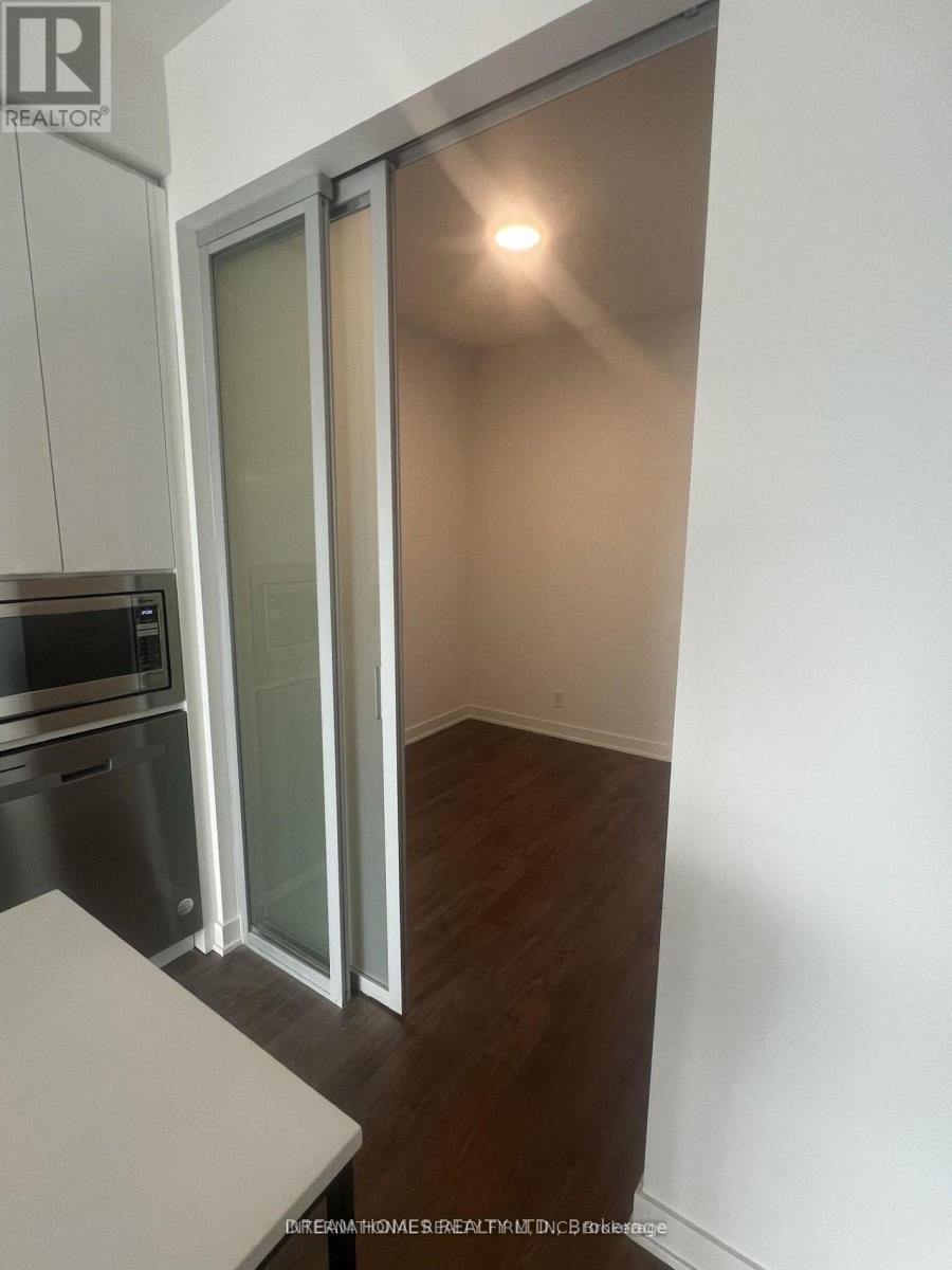 3303 - 30 Upper Mall Way, Vaughan, Ontario L4J 0L7 - Photo 12 - N13642922
