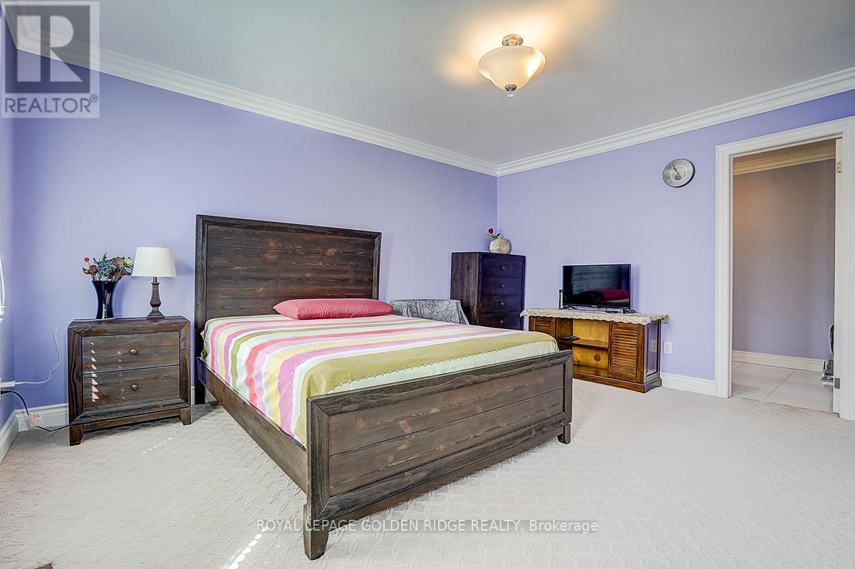 725 Exceller Circle, Newmarket, Ontario  L3X 1P4 - Photo 28 - N13642938