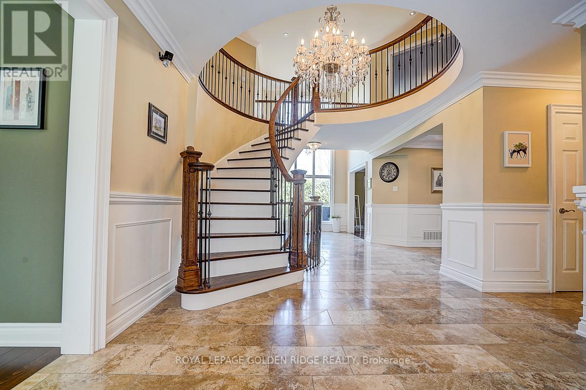 725 Exceller Circle, Newmarket, Ontario  L3X 1P4 - Photo 5 - N13642938