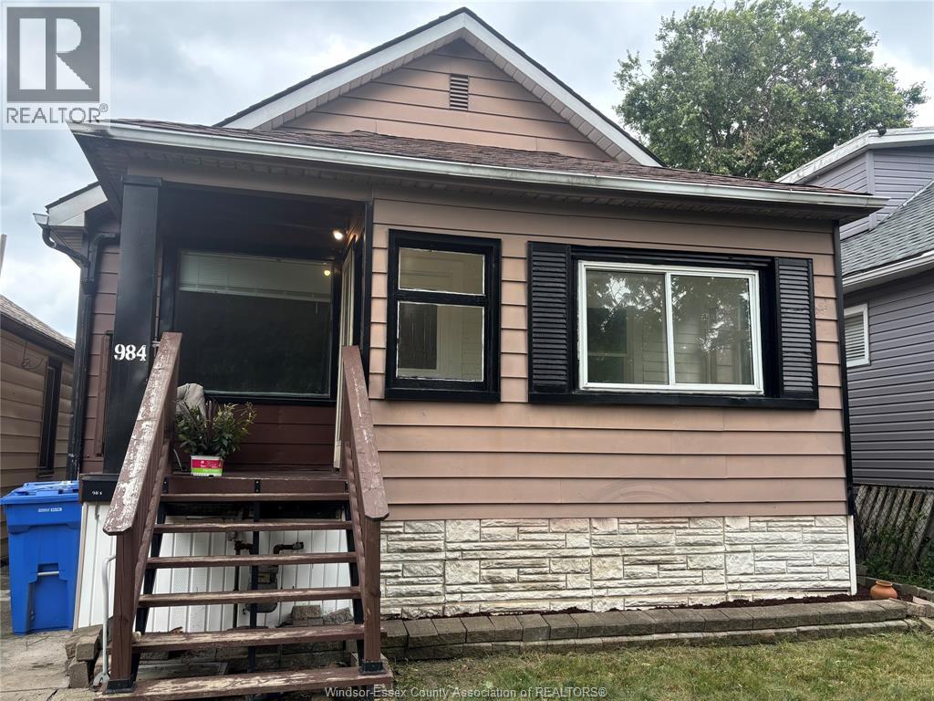 984 ELLROSE, Windsor, Ontario