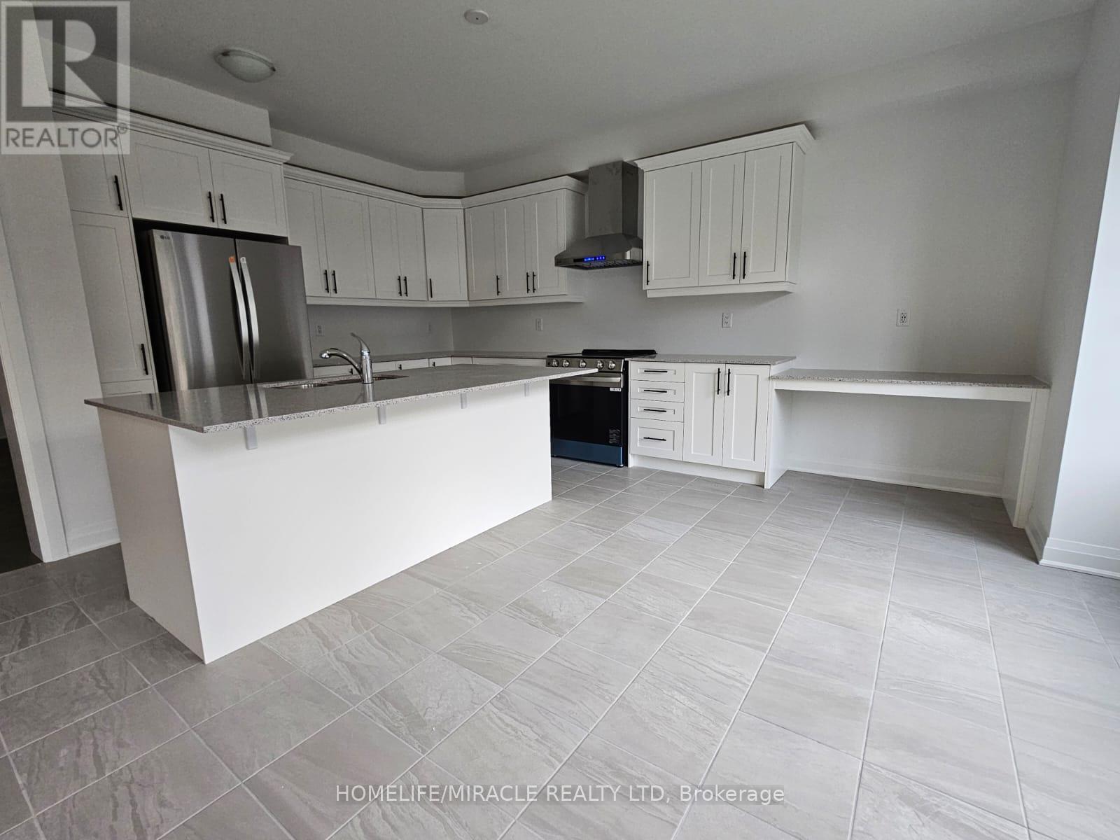 1869 Narcissus Gardens, Pickering, Ontario  L1X 2R2 - Photo 6 - E13642430