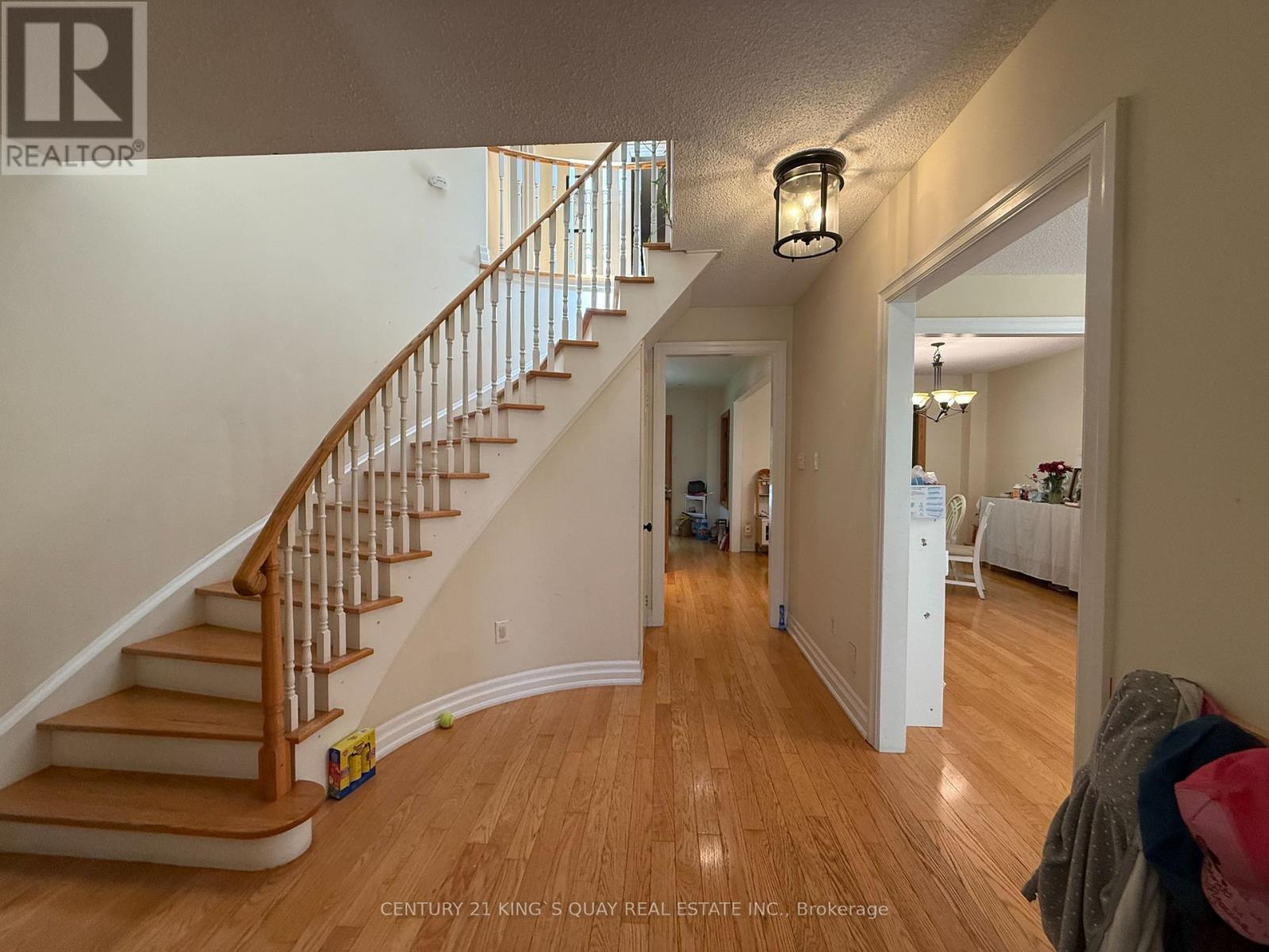 412 Freeman Crescent, Oakville, Ontario  L6H 4R3 - Photo 3 - W13642930