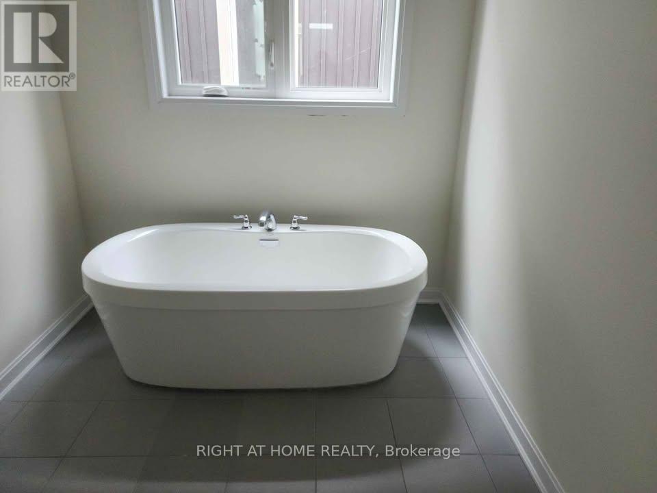 13 Oakmont Drive, Loyalist, Ontario  K0H 1G0 - Photo 9 - X13642946
