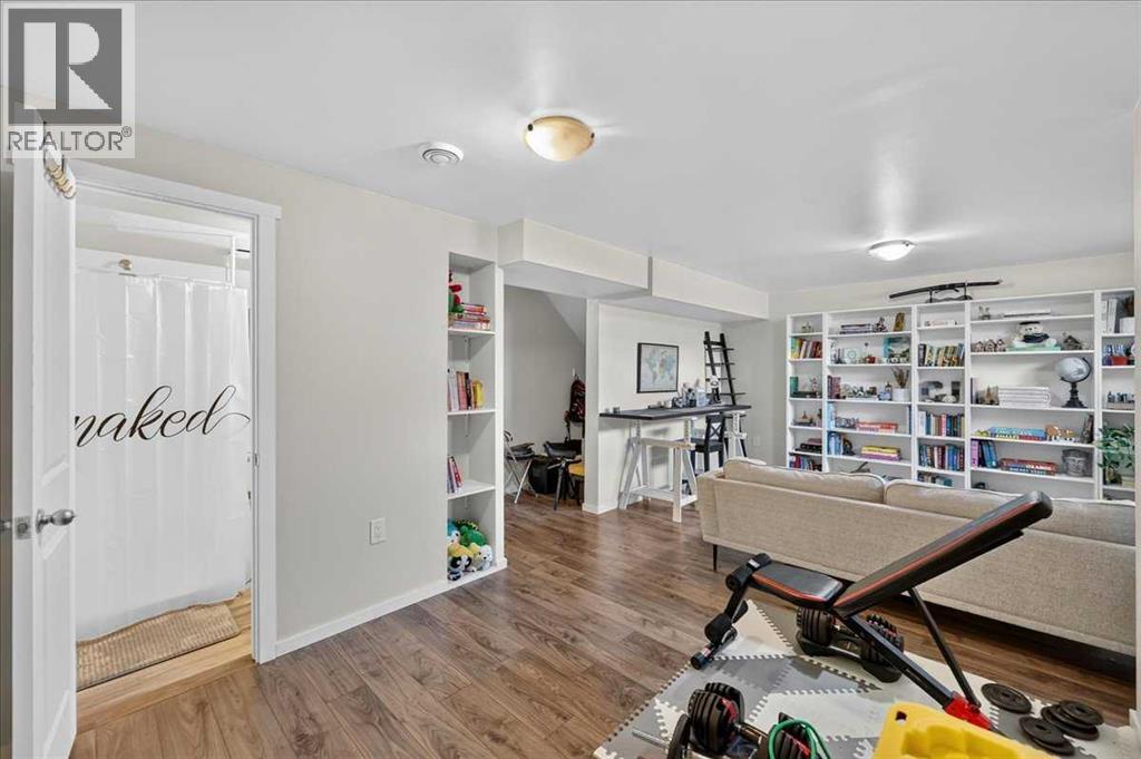 42 Nolancrest Rise NW, Calgary, Alberta  T3R 0T2 - Photo 38 - A2333908
