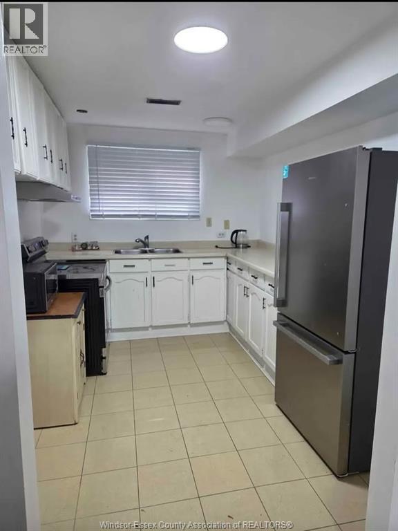 2997 Regis Avenue Unit# Lower, Windsor, Ontario  N0R 1V7 - Photo 9 - 26018877