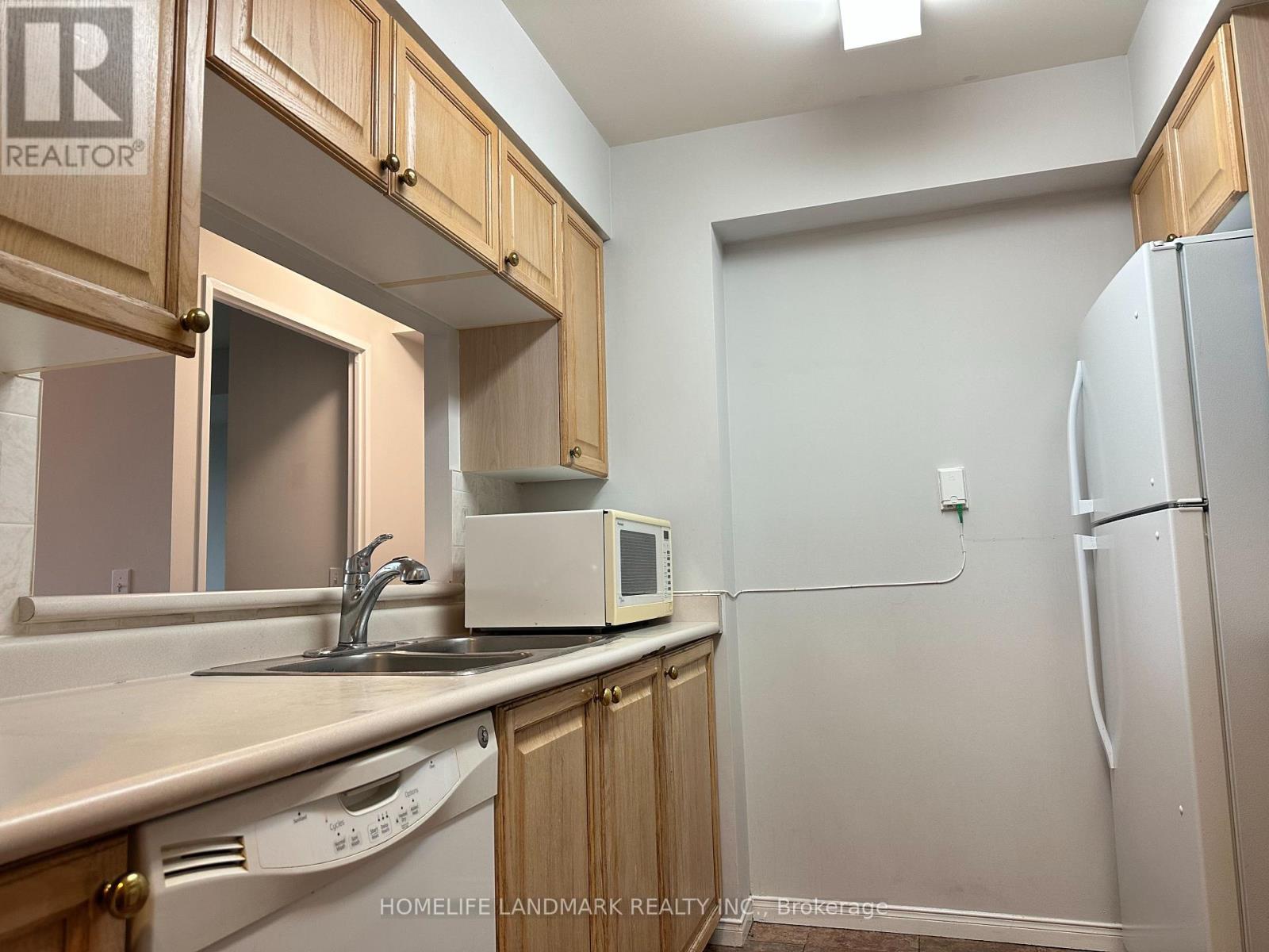 1011 - 238 Doris Avenue, Toronto, Ontario  M2N 6W1 - Photo 9 - C13238114