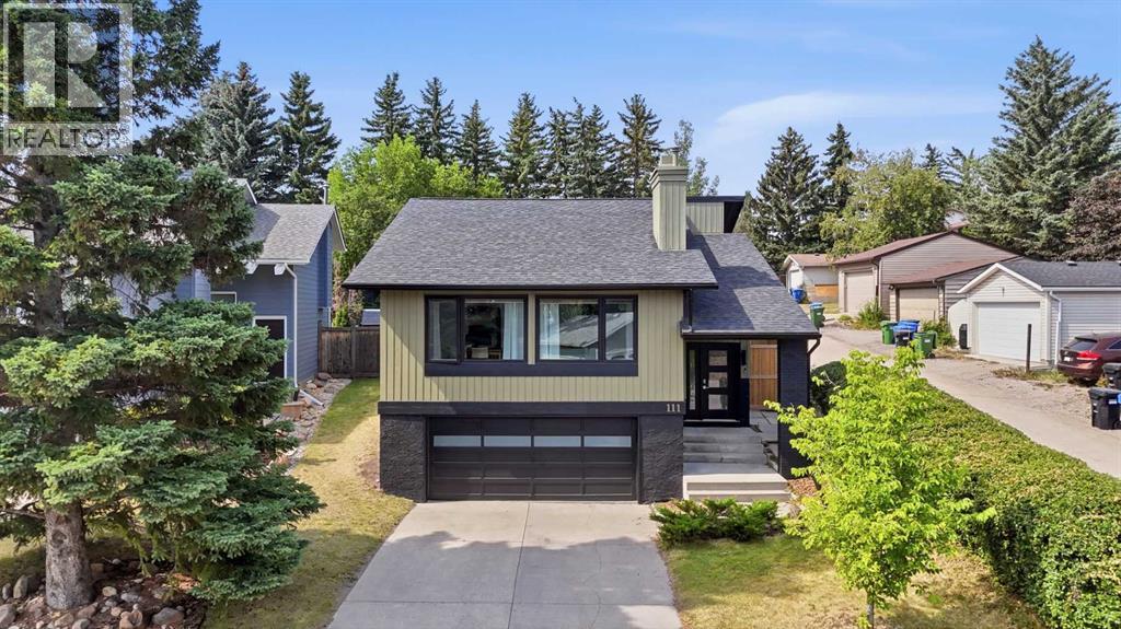 111 Coachwood Crescent SW, Calgary, Alberta
