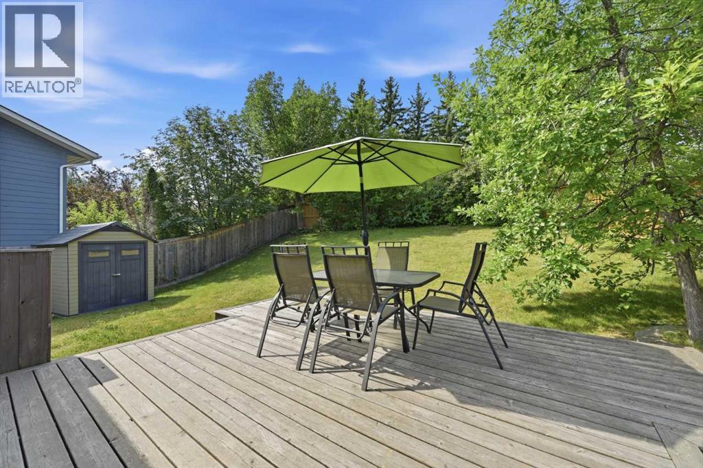 111 Coachwood Crescent SW, Calgary, Alberta  T3H 1C2 - Photo 27 - A2335109