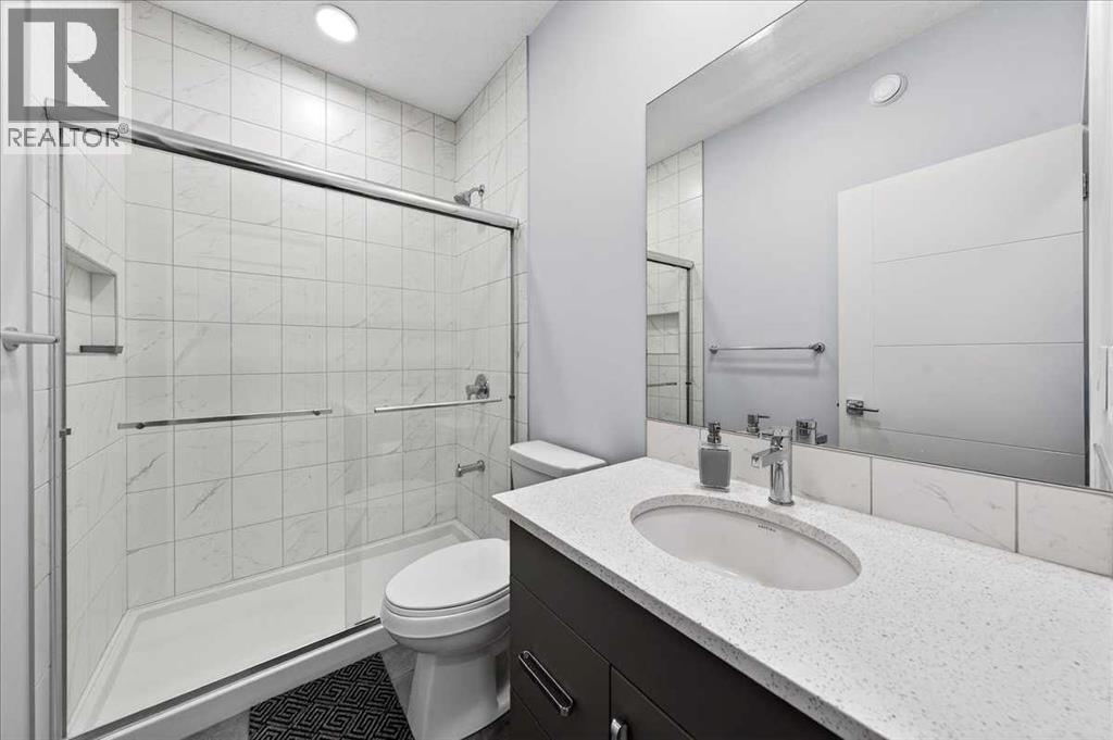 318 Walcrest Way SE, Calgary, Alberta  T2X 4V8 - Photo 5 - A2299454