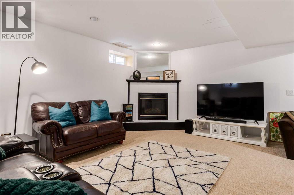 439 Mountain Park Drive SE, Calgary, Alberta  T2Z 2N9 - Photo 33 - A2308430
