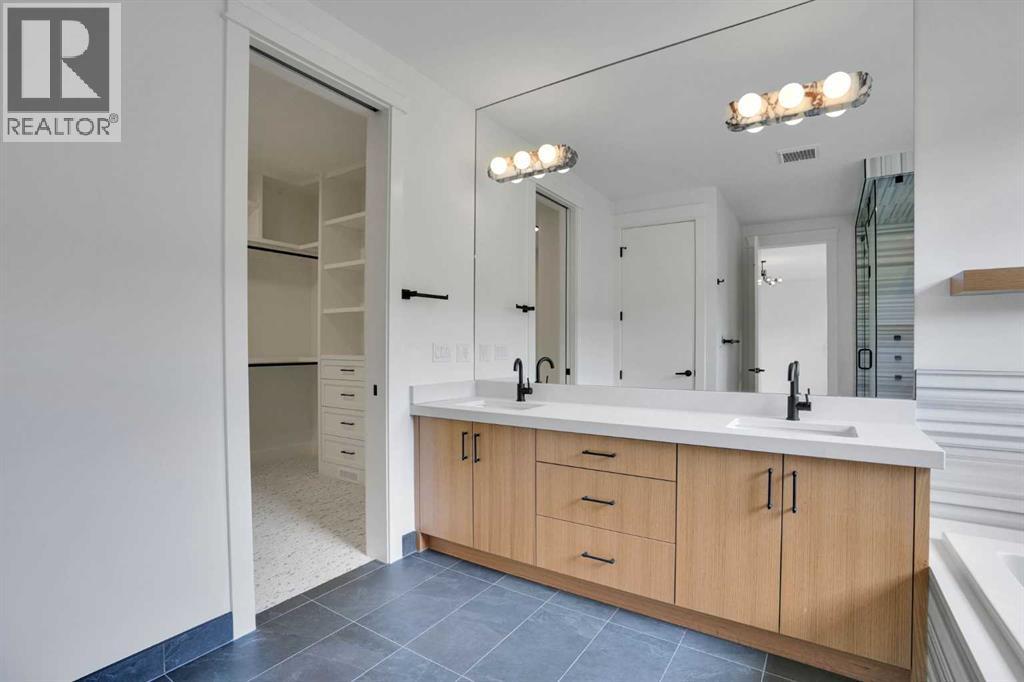 427 Patterson Boulevard SW, Calgary, Alberta  T3H 3N6 - Photo 36 - A2320778