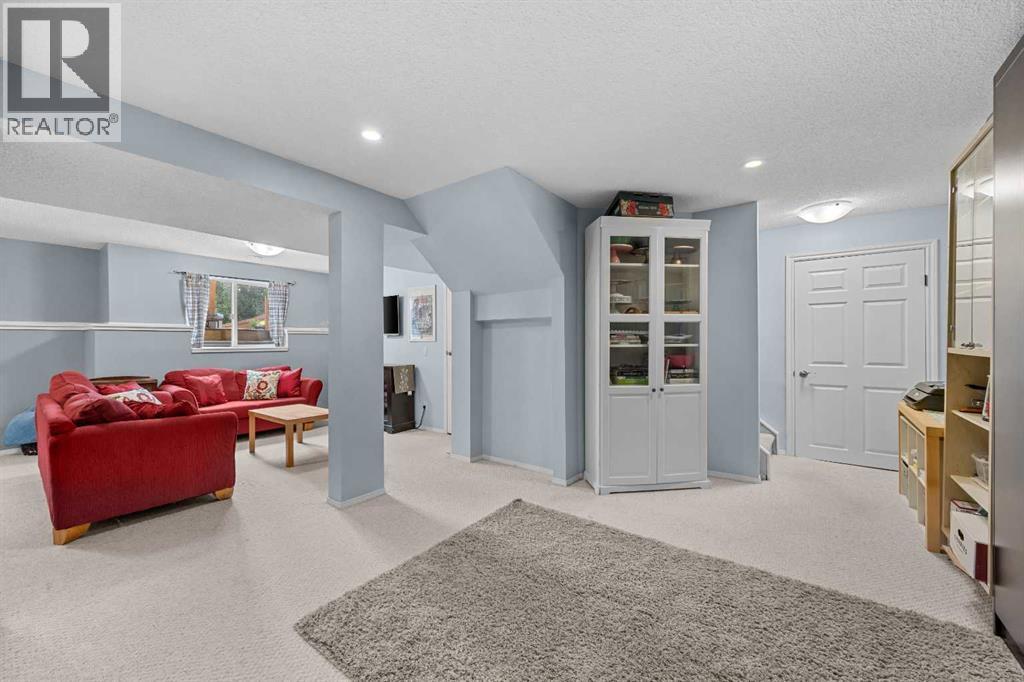 109 Hidden Valley Grove NW, Calgary, Alberta  T3A 5W8 - Photo 33 - A2329265