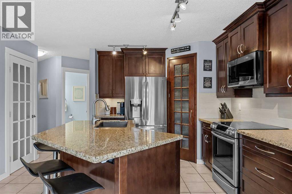 109 Hidden Valley Grove NW, Calgary, Alberta  T3A 5W8 - Photo 7 - A2329265