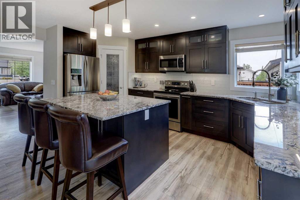 8 Canoe Road SW, Airdrie, Alberta  T4B 2N3 - Photo 8 - A2333684