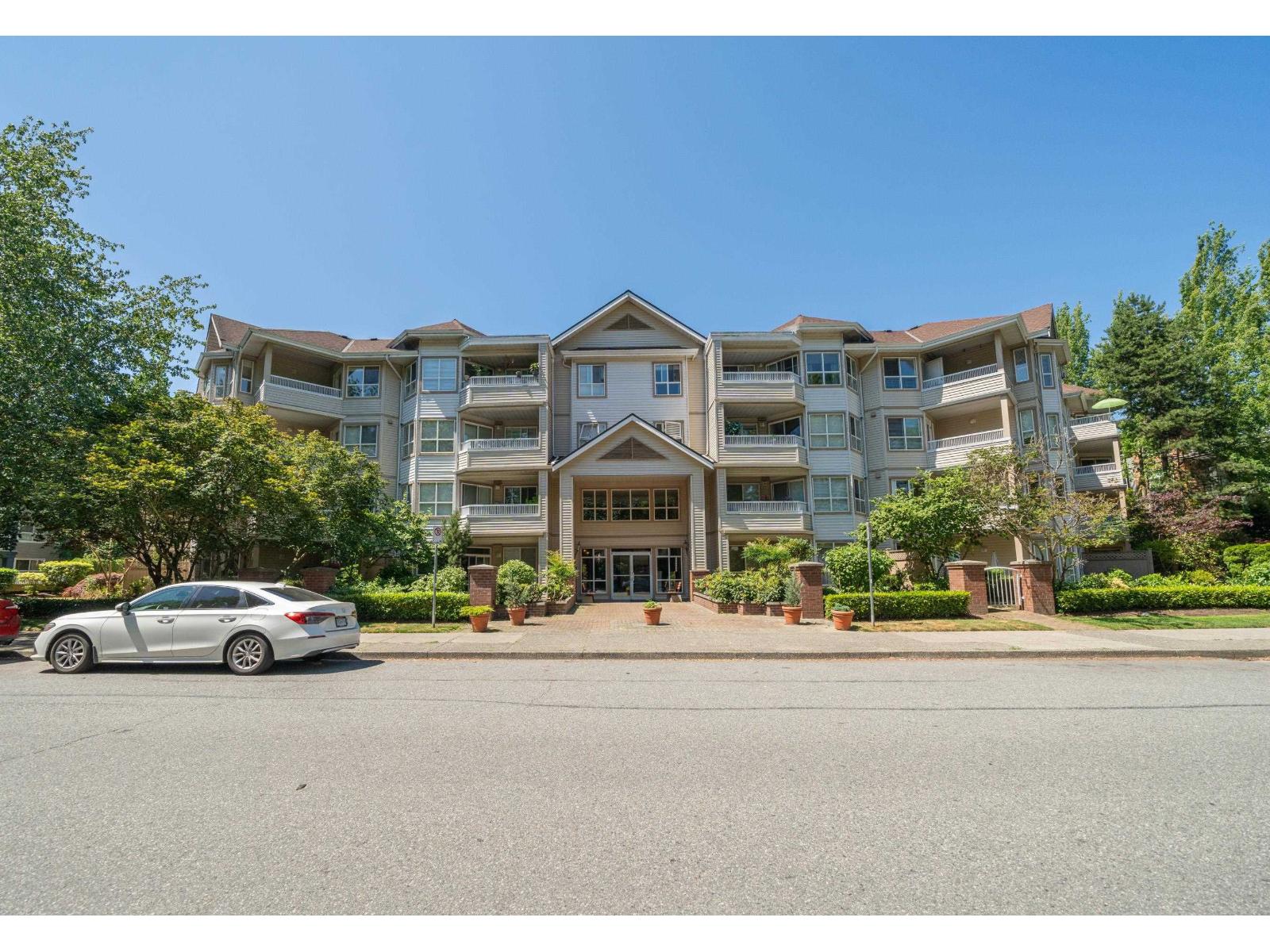 115 8139 121 A STREET, Surrey, British Columbia