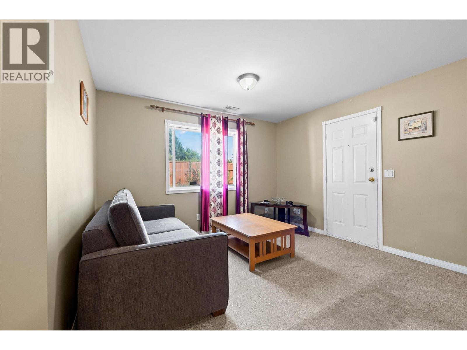 693 Mayfair Court, Kelowna, British Columbia  V1X 7H7 - Photo 29 - 10394265