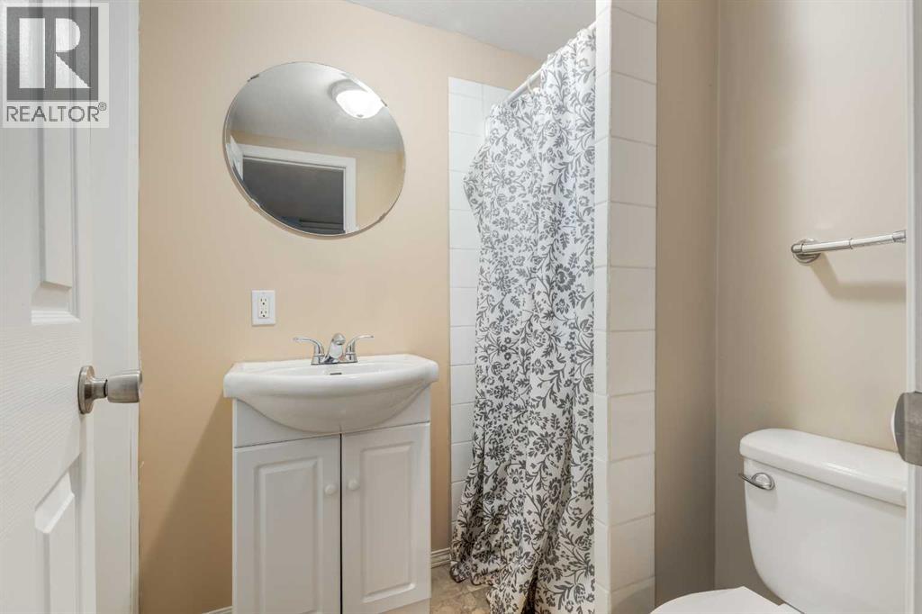 87 Royal Elm Way NW, Calgary, Alberta  T3G 5M3 - Photo 22 - A2330307
