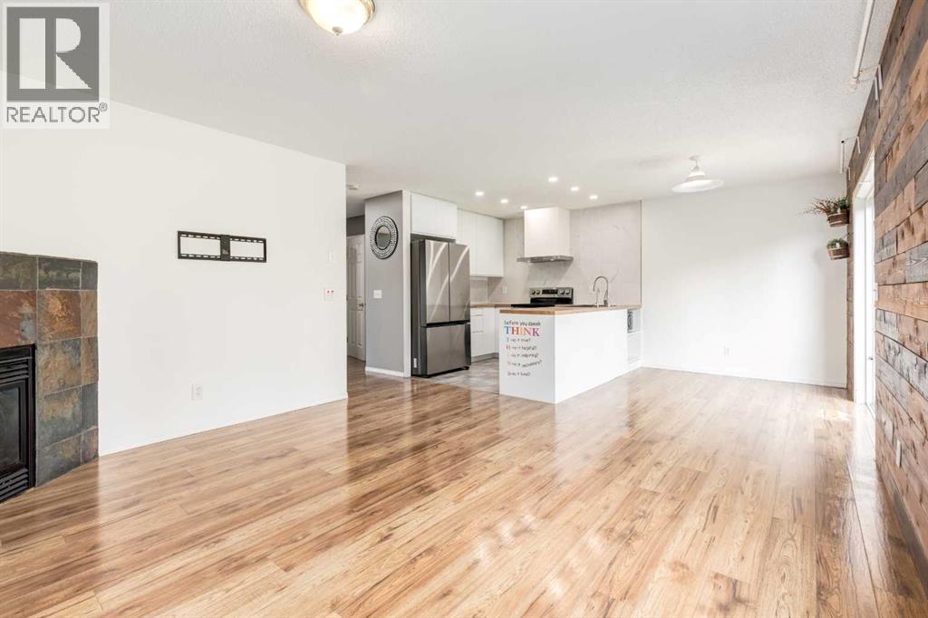 87 Royal Elm Way NW, Calgary, Alberta  T3G 5M3 - Photo 9 - A2330307