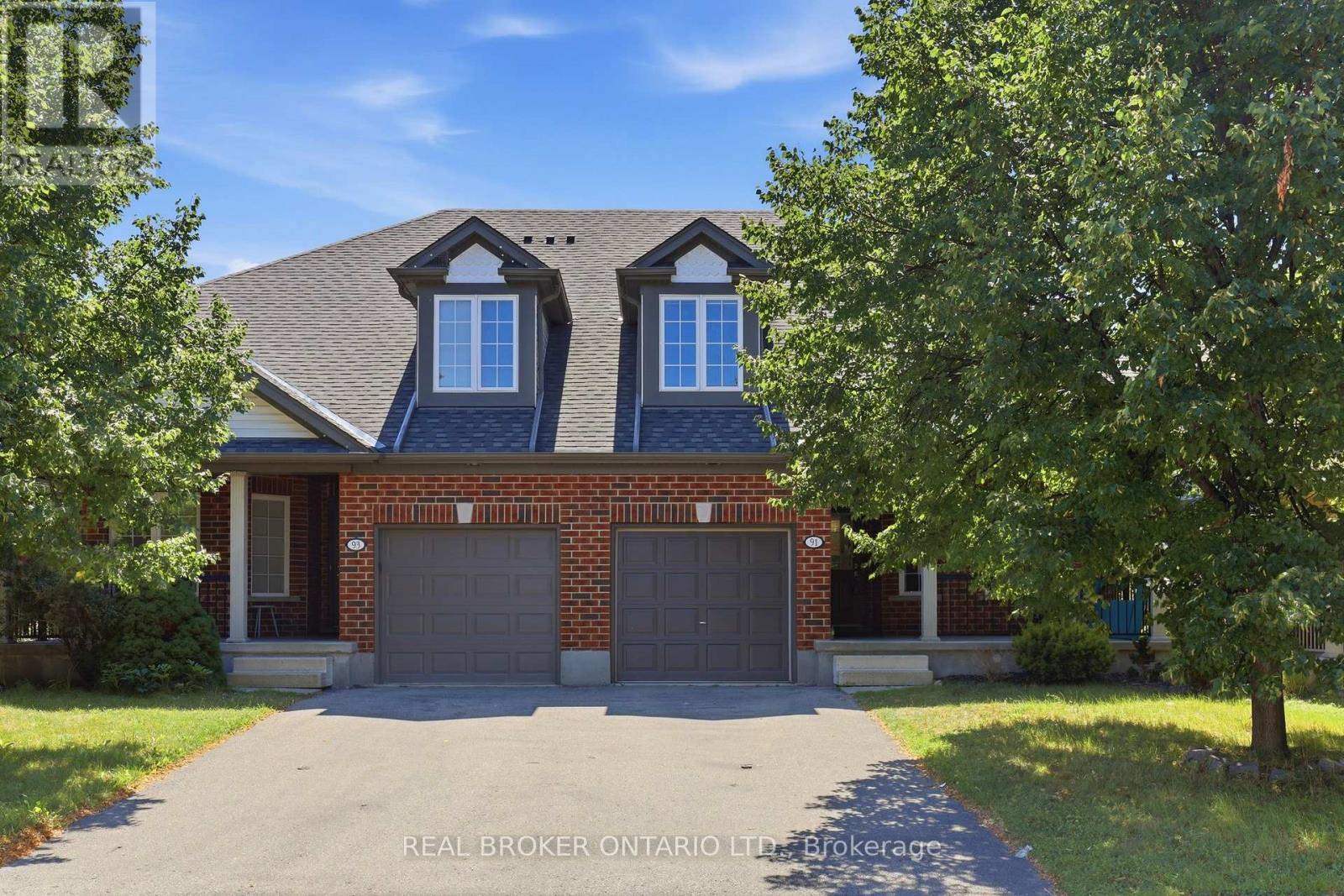 91 Lynch Circle E, Guelph, Ontario  N1L 1R6 - Photo 2 - X13642986