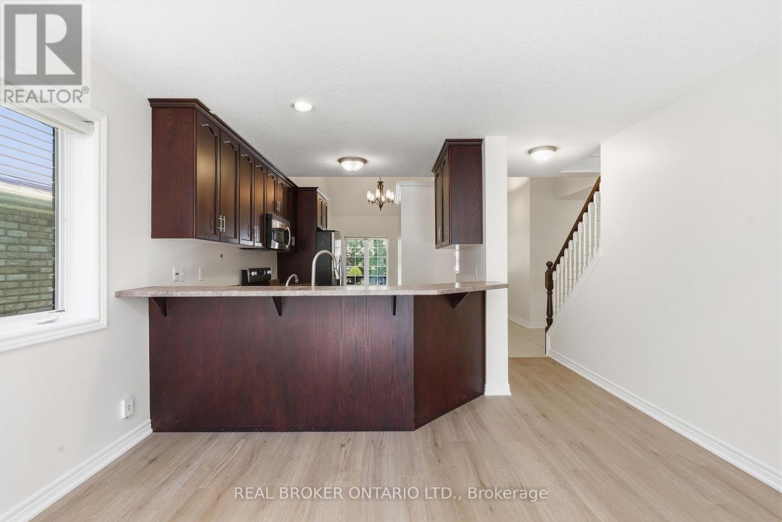 91 Lynch Circle E, Guelph, Ontario  N1L 1R6 - Photo 22 - X13642986