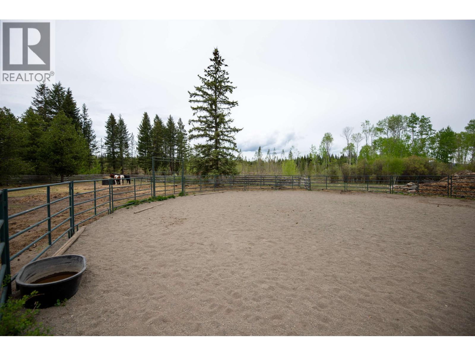 3711 Whitehorse Lake Road, Lac La Hache, British Columbia  V0K 1T0 - Photo 37 - R3123937